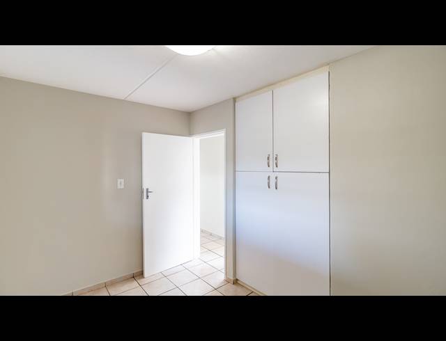 3 BEDROOM APARTMENT FOR SALE IN WELTEVREDEN PARK